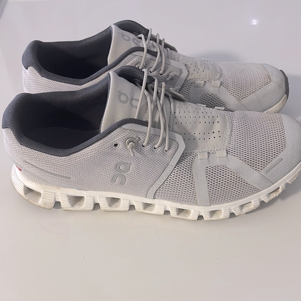 On Running Athletic Shoes - Gray and White